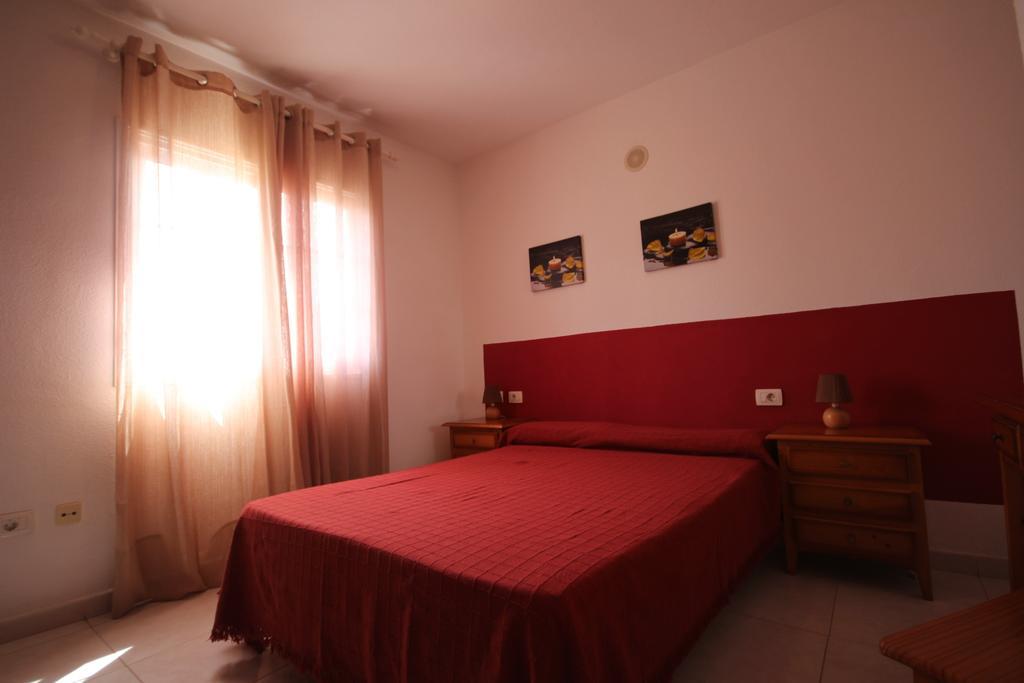 Apartamentos Isla Tenerife Sur (Adults Only) Tenerife Island Zimmer foto