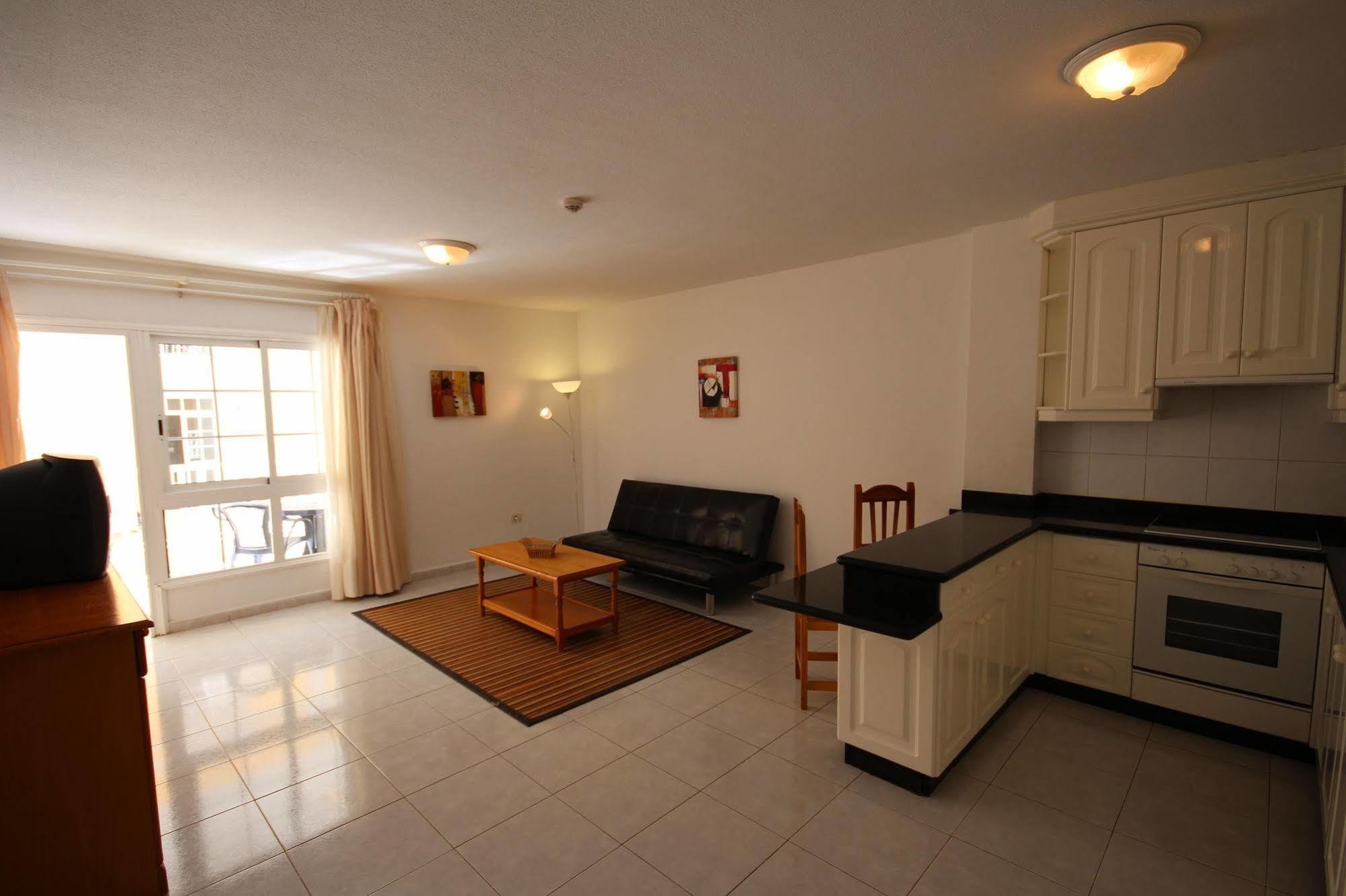 Apartamentos Isla Tenerife Sur (Adults Only) Tenerife Island Exterior foto